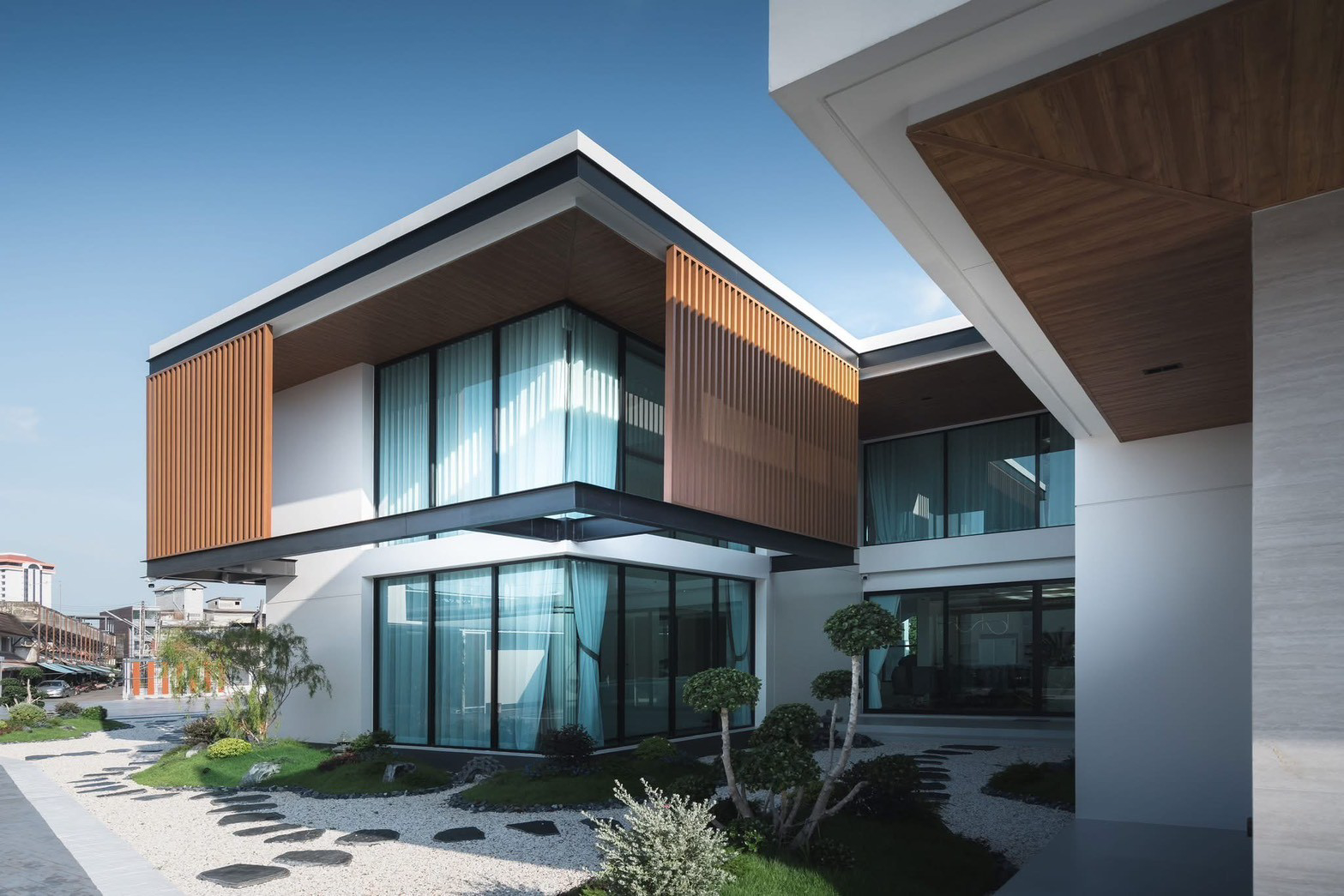บ้าน wood louver finished