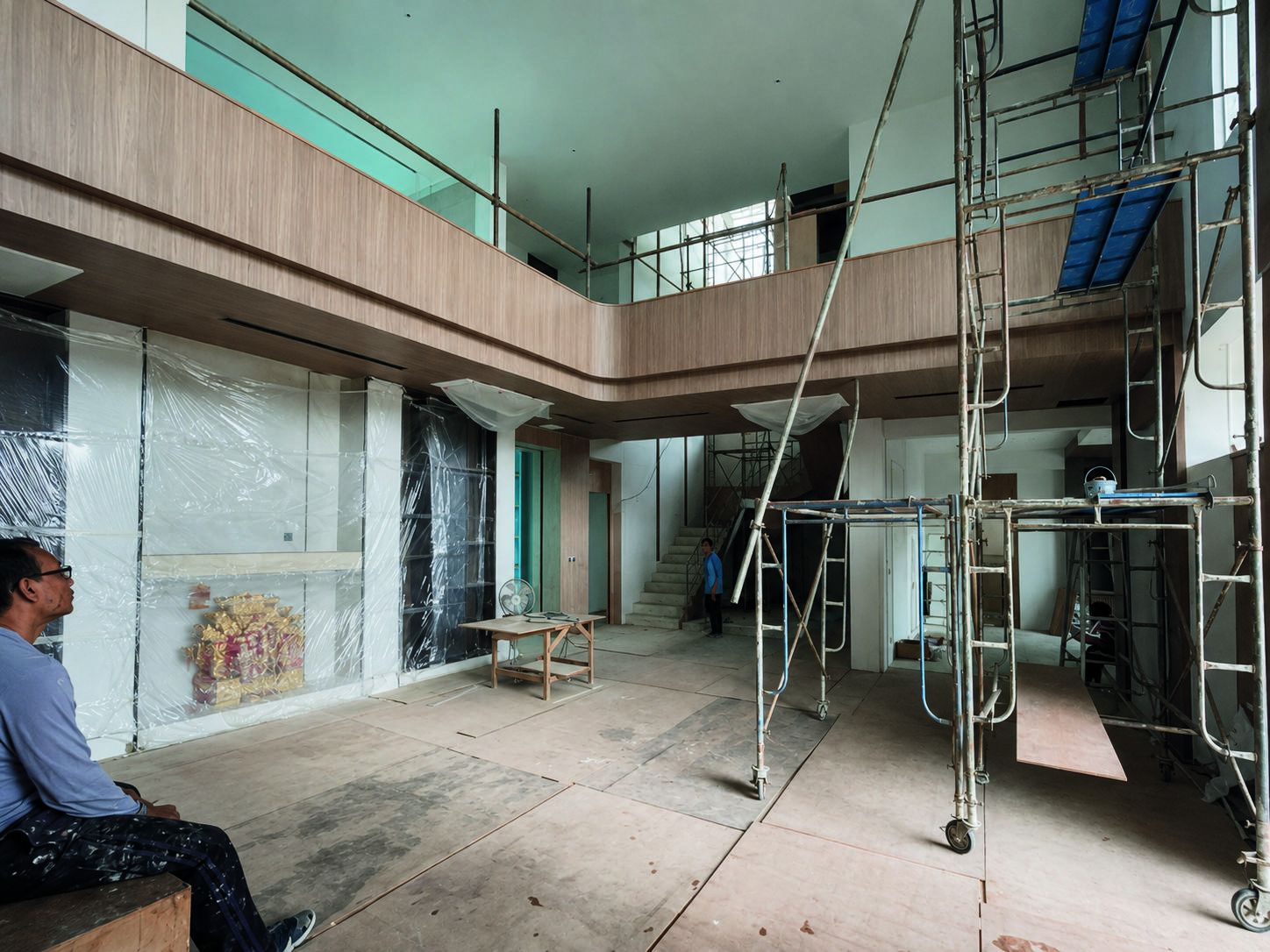 LIVING construction photo