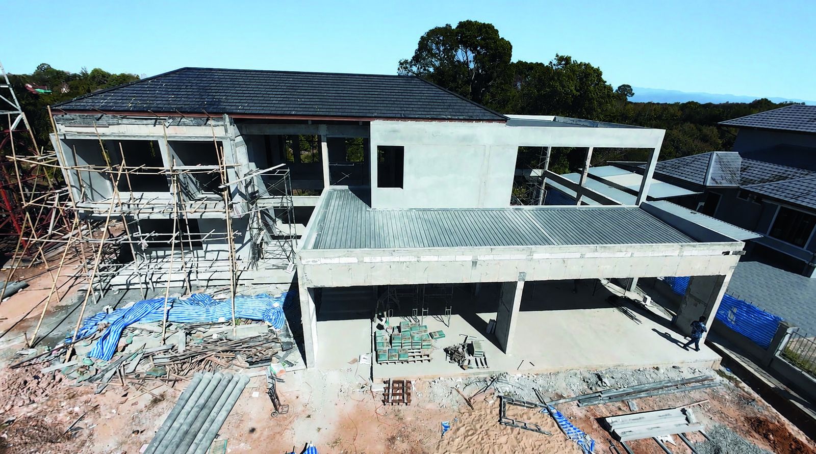 Construction progress, Huang Nam Khao, Trat